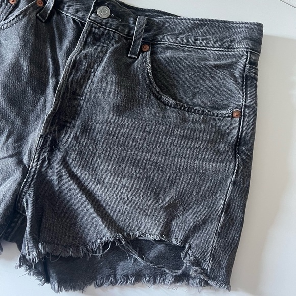 501® High Rise Shorts - Picture 4 of 7